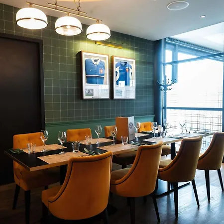 فندق Ibis Styles كاستيلنوداري