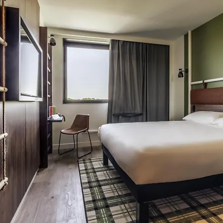 Ibis Styles كاستيلنوداري