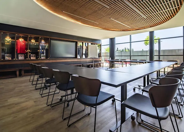 Ibis Styles Ξενοδοχείο Castelnaudary